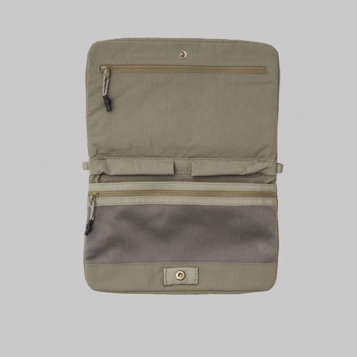 Topologie/トポロジー Flat Sacoche Small フラット サコッシュ スモール【バッグ単体】 Moss FREE