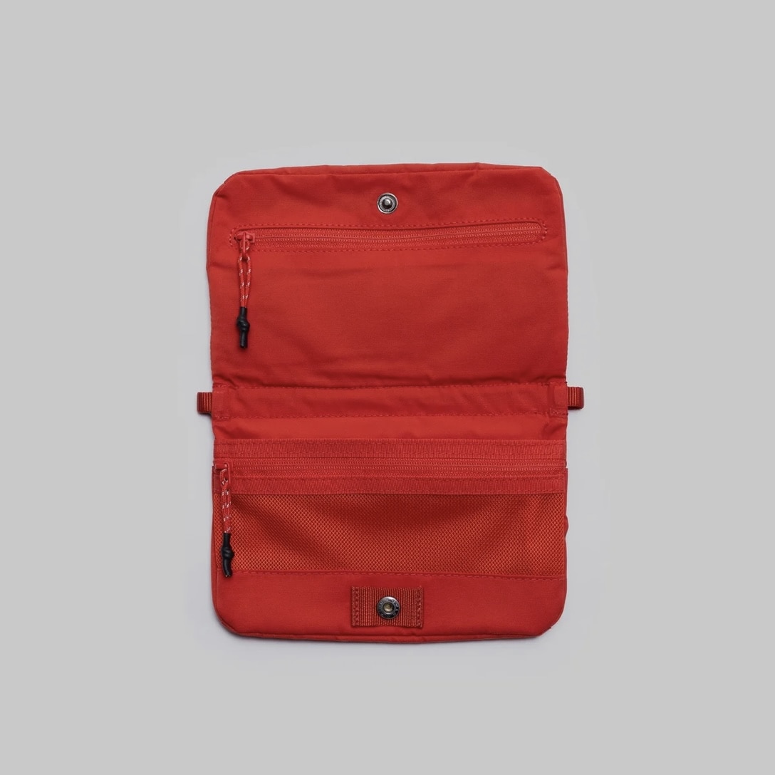 Topologie/トポロジー  Phone Sacoche 90 フォンサコッシュ90【バッグ単体】 Topologie Red FREE