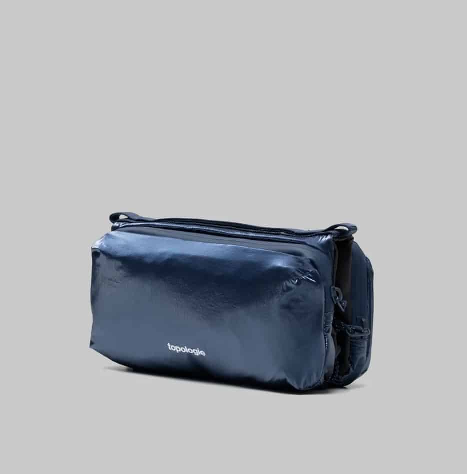 Topologie/トポロジー Bottle Sacoche ボトルサコッシュ【バッグ単体】 Marine Blue Metallic FREE