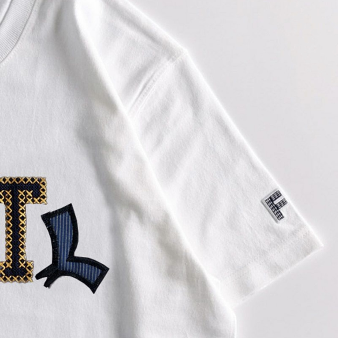 FDMTL(ファンダメンタル)/PATCHWORK LOGO TEE Tシャツ(FA24TE14) -24SS- WHITE 3