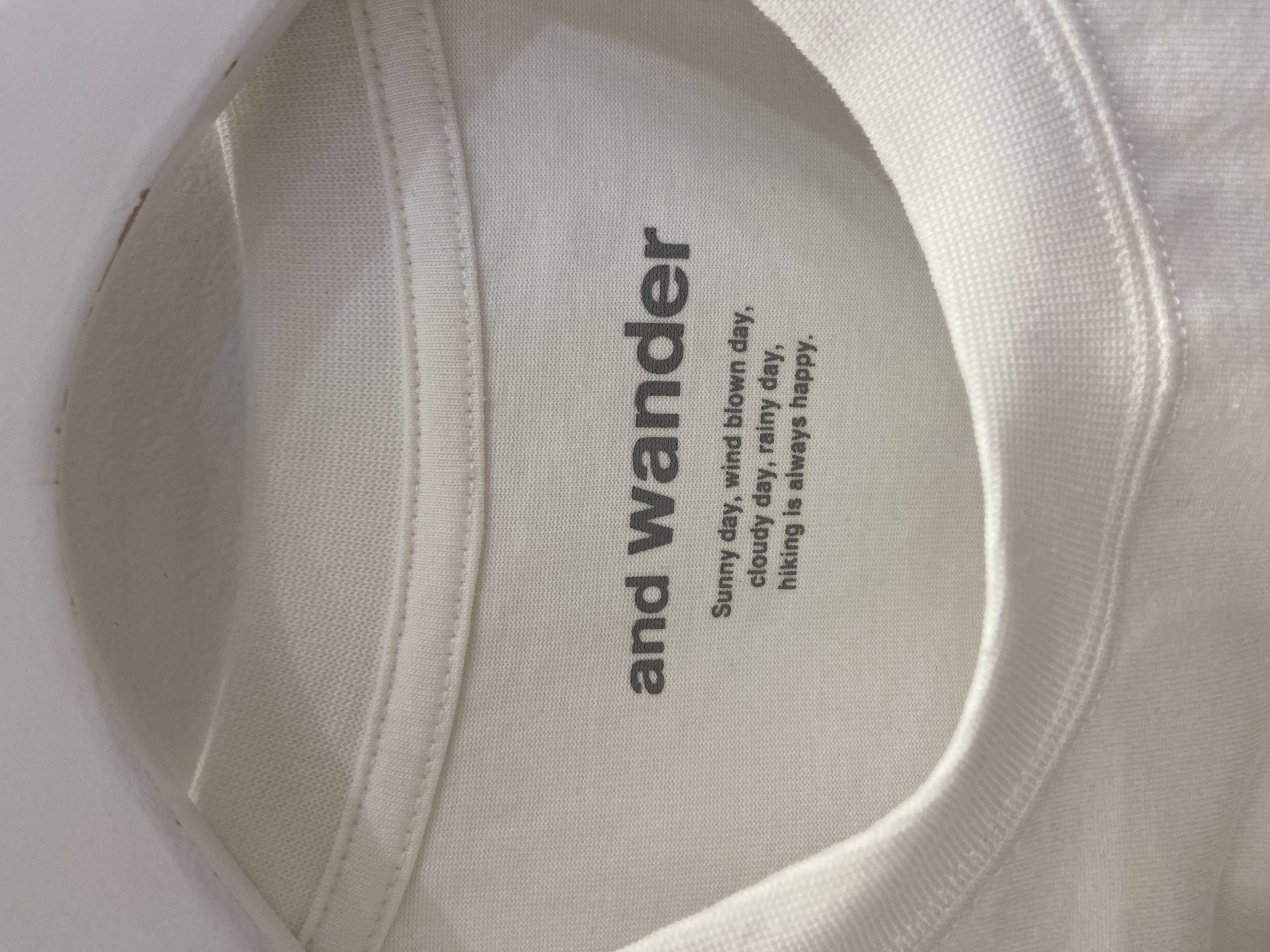 and wander/アンドワンダー Yu Nagaba printed T 5744184185 white S