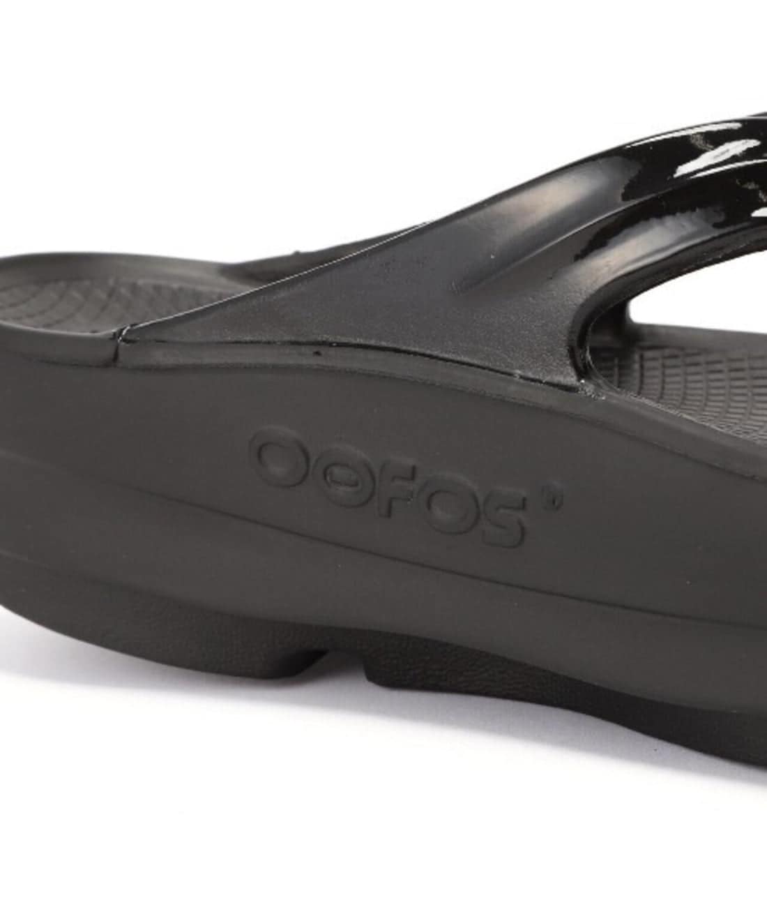 oofos/ウーフォス OOmega ウーメガ　リカバリーサンダル　厚底　BLACK ブラック　黒 Black 23cm