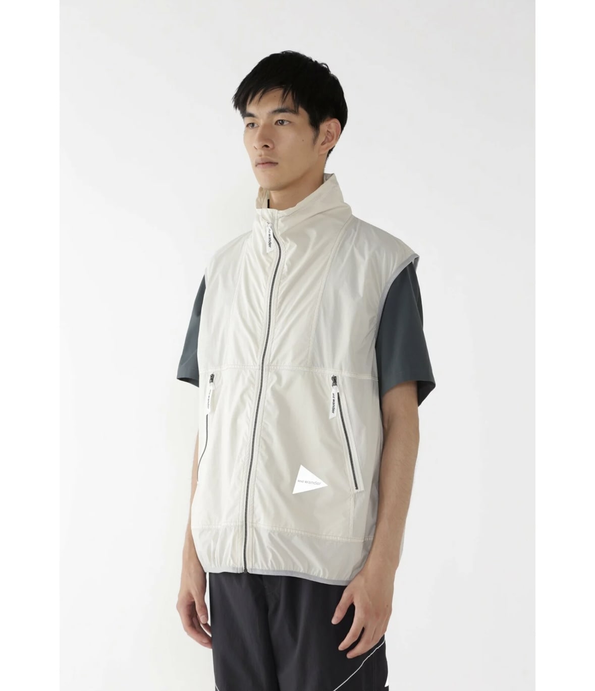and wander/アンドワンダー/PERTEX wind vest WHITE L