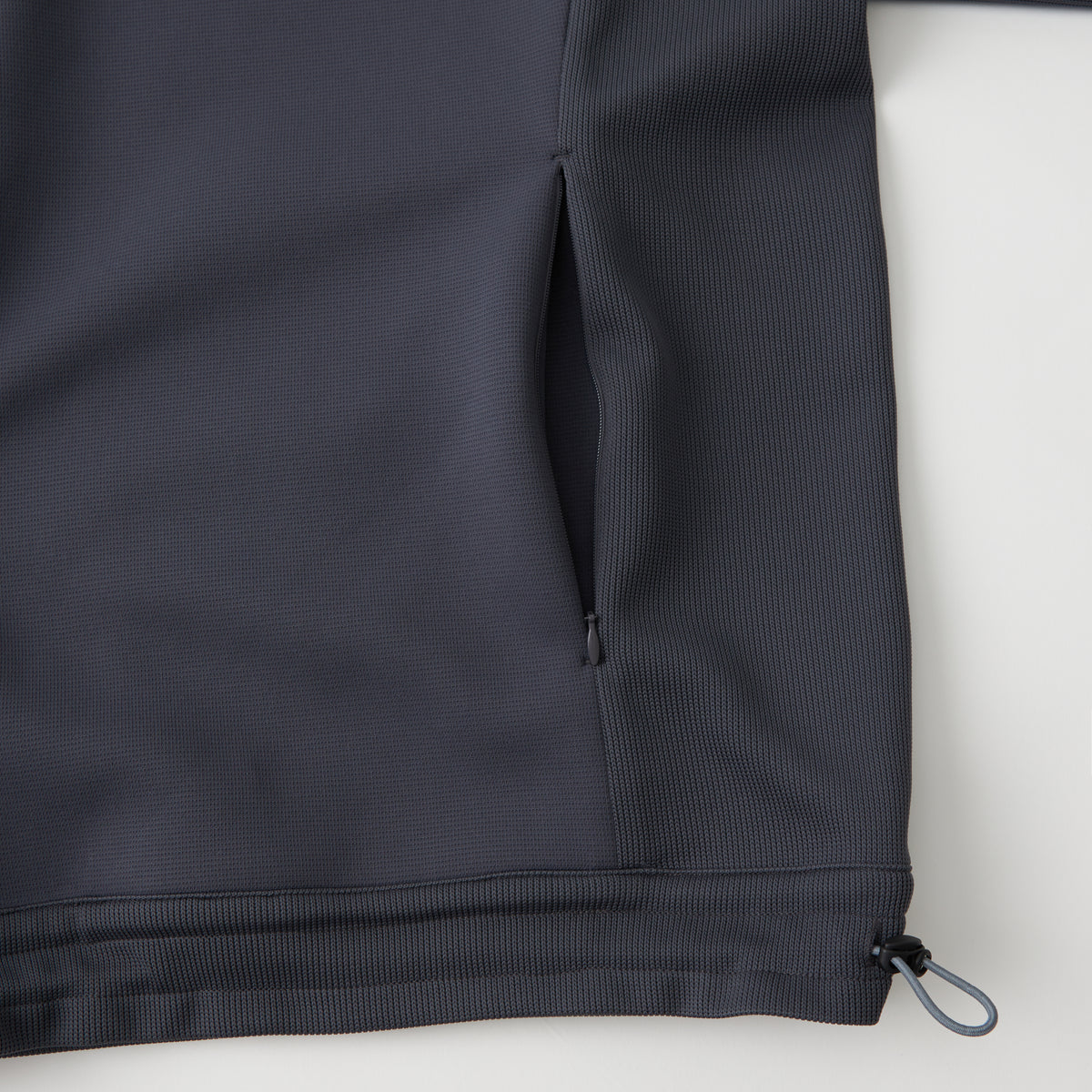 White Mountaineering/ホワイトマウンテニアリング/WIDE PULLOVER チャコール 1