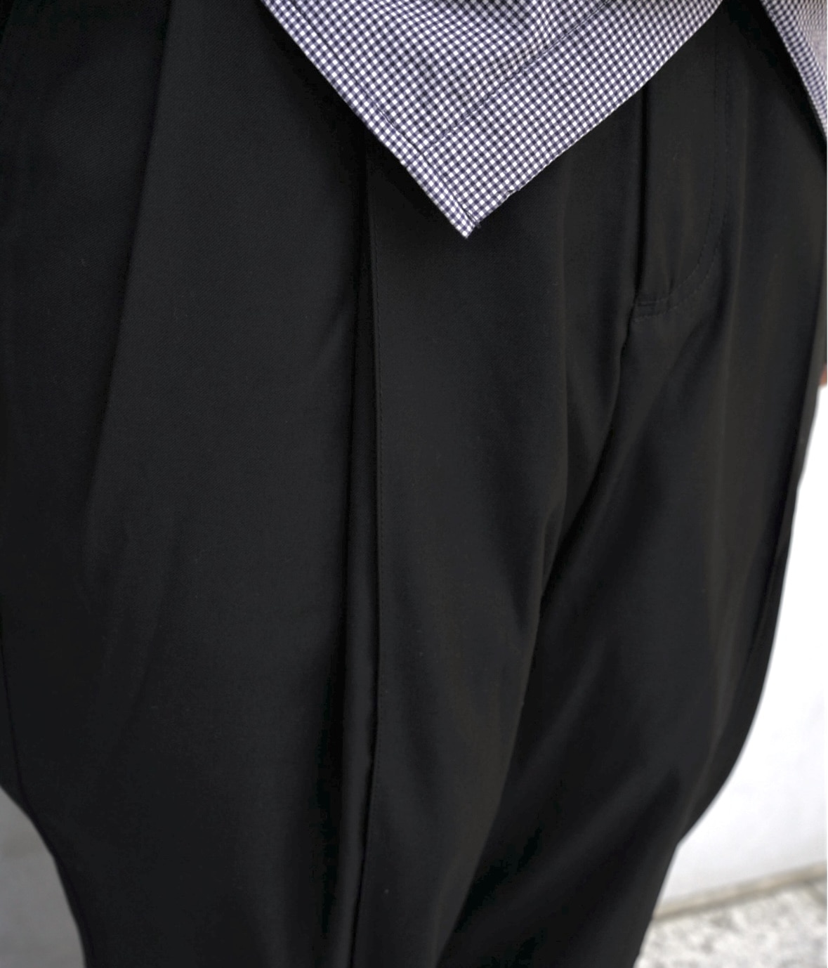 B omnivore/ビーオムニボー/TR 2TACK PANTS　タックパンツ　スラックス BLACK S