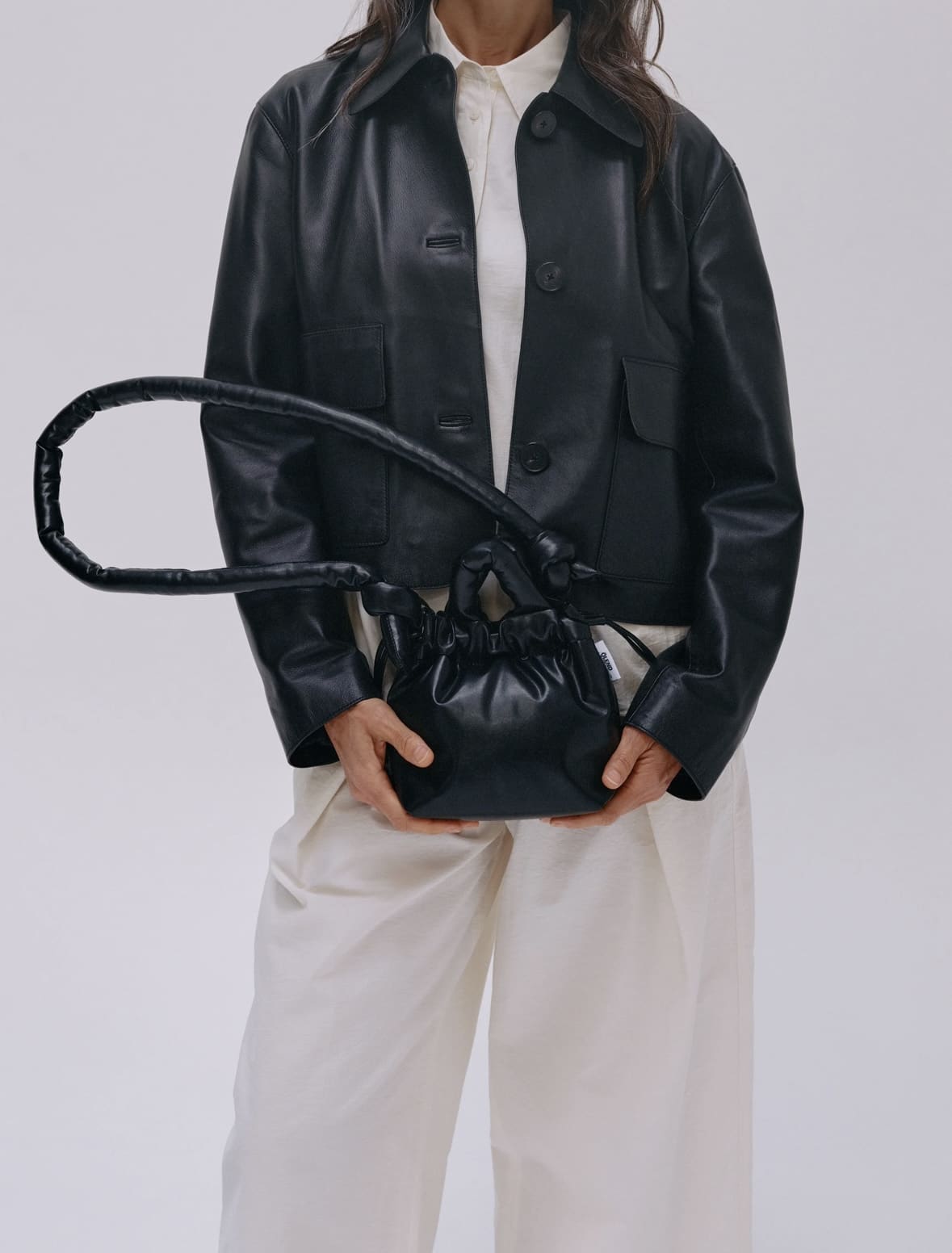 OLEND/オレンド/Micro Ona Vegan Leather Bag BLACK FREE