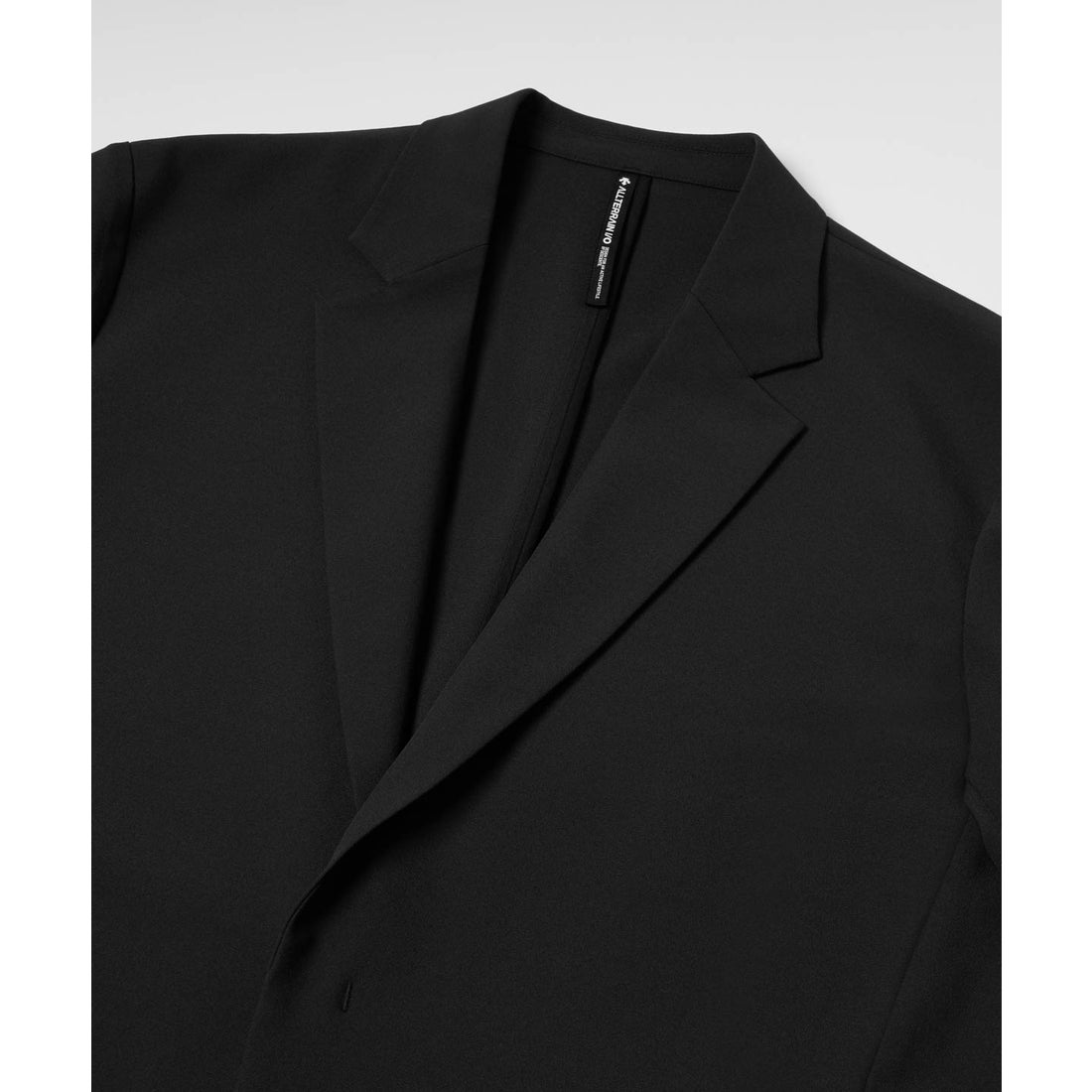 DESCENTE ALLTERRAIN/デサントオルテライン/テックテーラードジャケット BLACK M