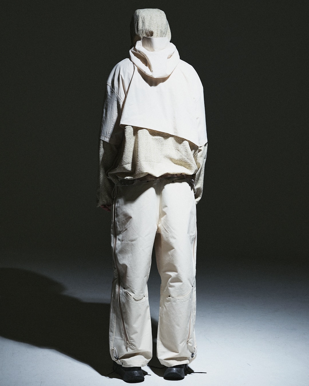 PASTOR NOVA/パストルノヴァ/DUAL-LAYER HOODED JACKET Off 1