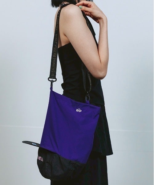 BAP/バップ　YUM YUM WORDFACE BagCap/キャップ/ショルダーバッグ ブラック×パープル free