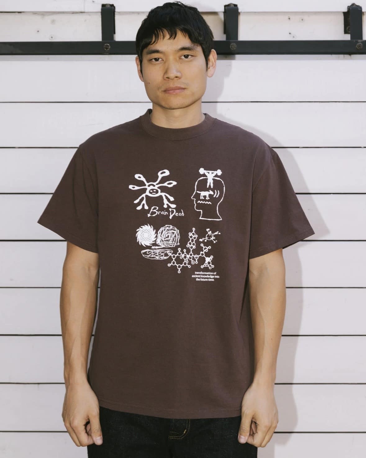 BRAIN DEAD/ブレインデッド/ANCIENT KNOWLEDGE T-SHIRT - BERRY BERRY M