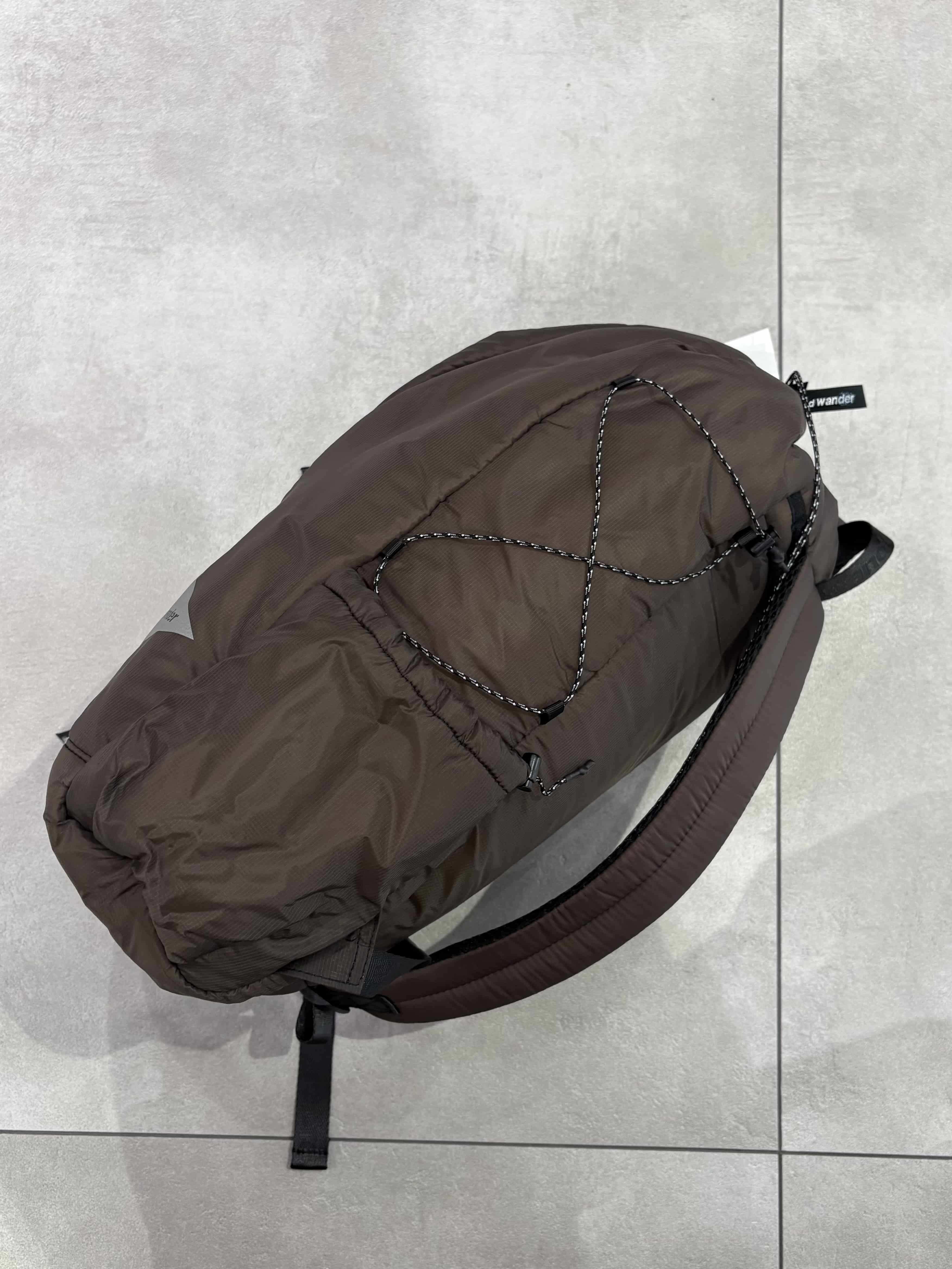 and wander/アンドワンダー/puffer mini ripstop daypack パファーミニリップストップデイパック ブラウン FREE