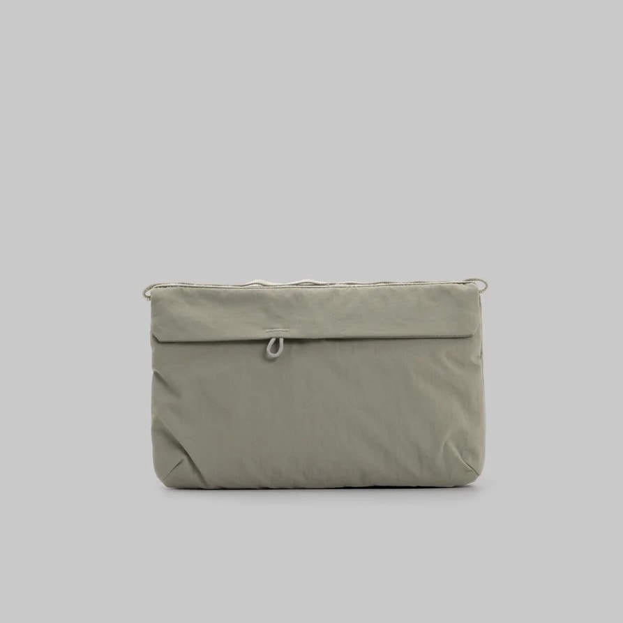 Topologie/トポロジー Flat Sacoche Small フラット サコッシュ スモール【バッグ単体】 Moss FREE