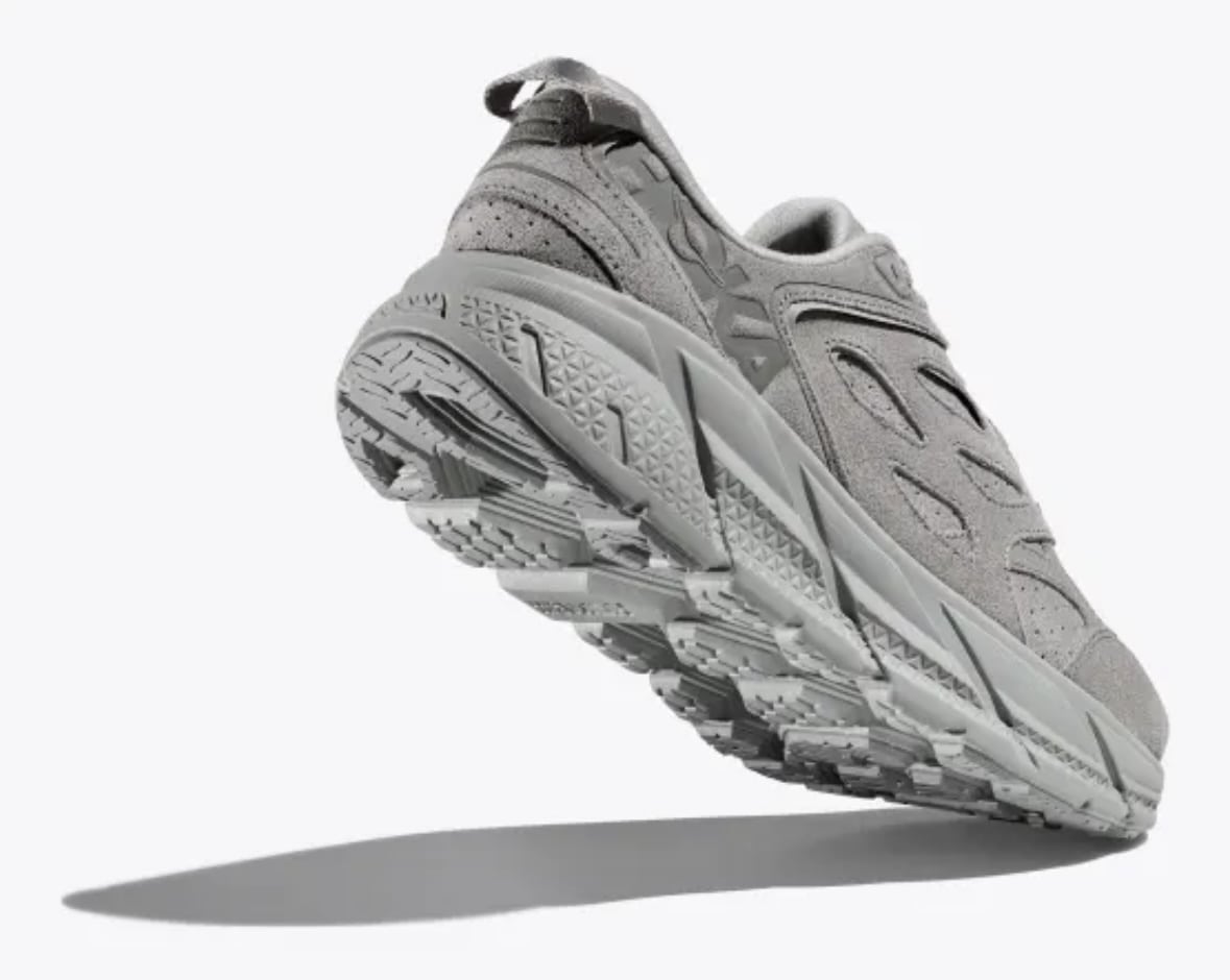 美品 HOKA ホカ クリフトン スエード グレー 27cm HOKA ONE ONE】ロードシューズのスエード版｢SUEDE PACK｣と幾何学