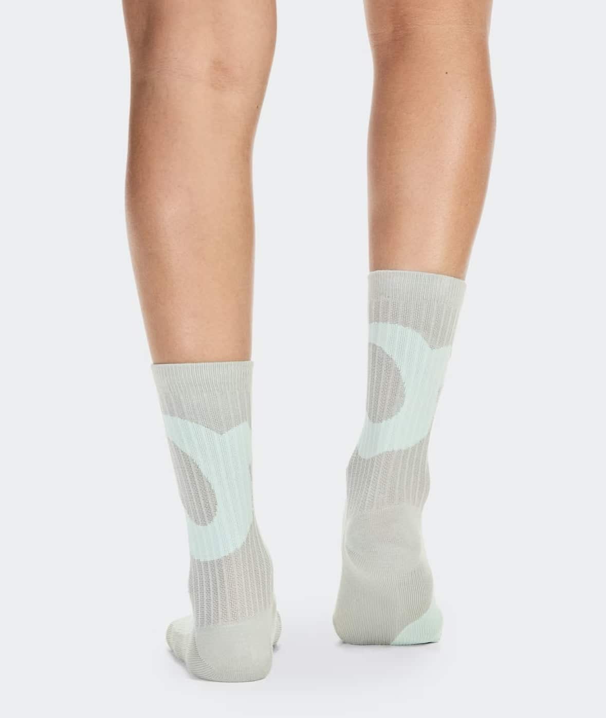 On/オン/Liquid Logo Sock High 2P リキッド ロゴソックス ハイ 2パック ivory | tin XS