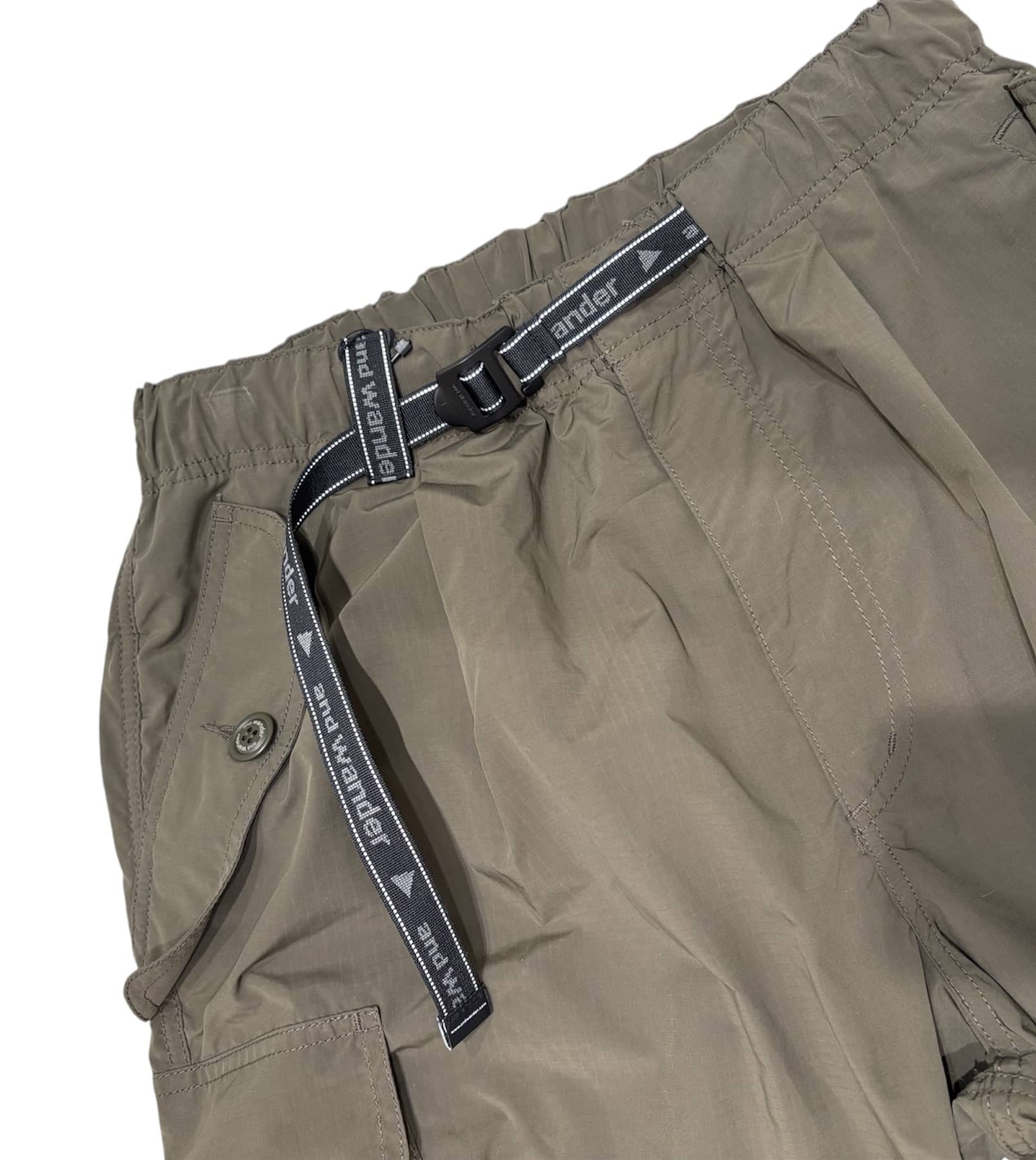 and wander/アンドワンダー/Oversized Cargo Pants オーバーサイズカーゴパンツ KHAKI M