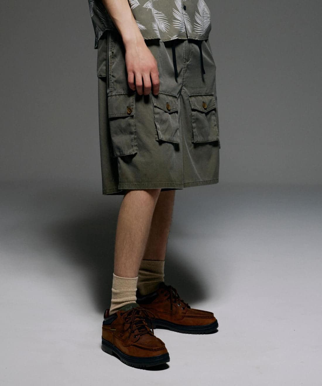 B omnivore/ビーオムニボー/PIGMENT WIND CLOTH W CARGO SHORTS  カーゴショーツ オリーブ M