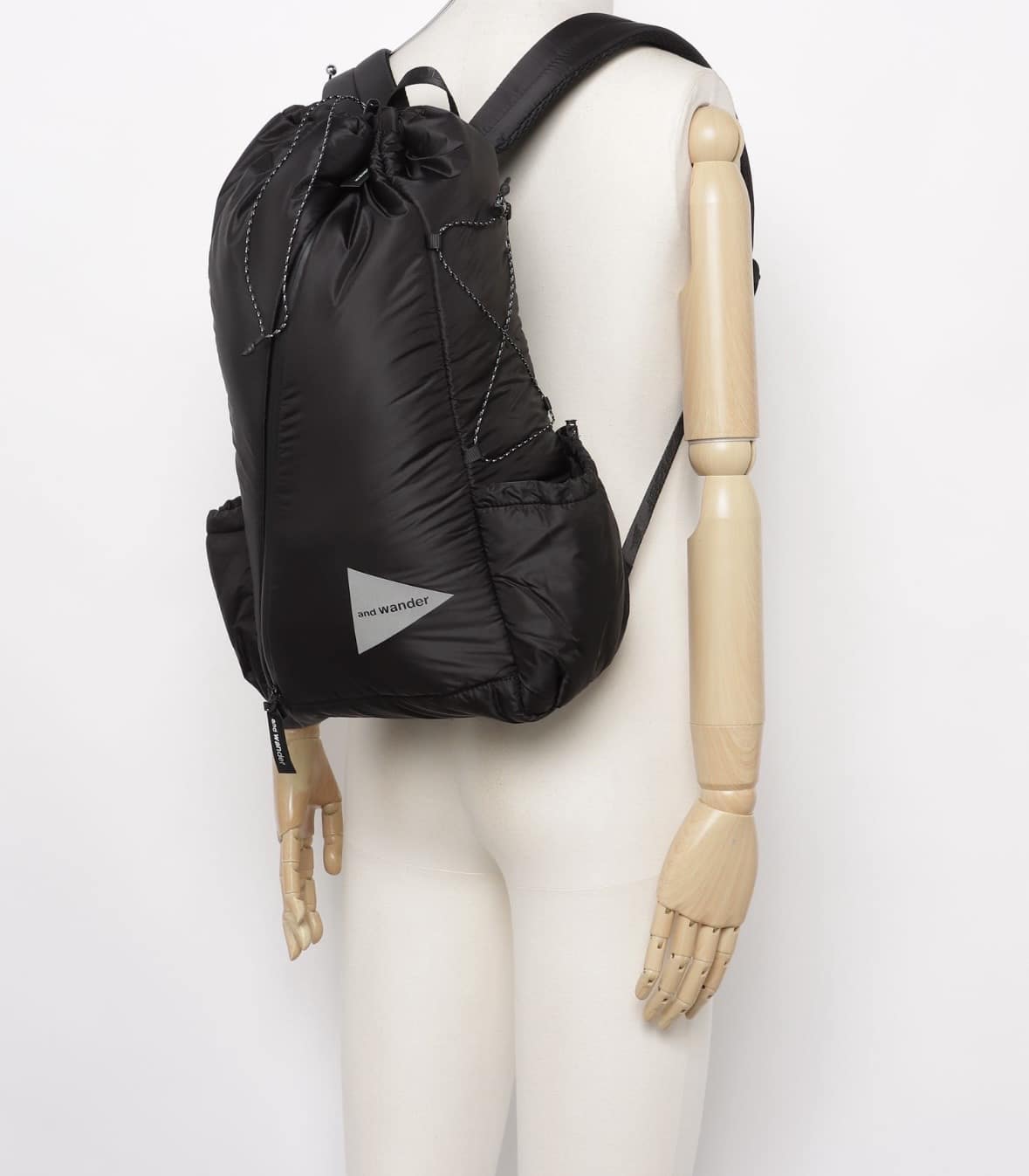 and wander/アンドワンダー/puffer mini ripstop daypack パファーミニリップストップデイパック ブラック FREE