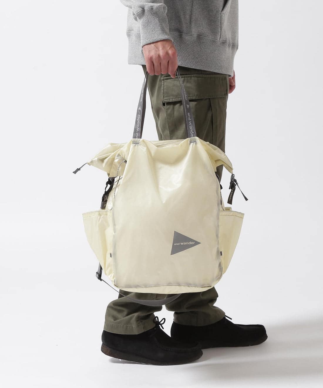 and wander/アンドワンダー/sil tote bag/シルトートバッグ ホワイト FREE