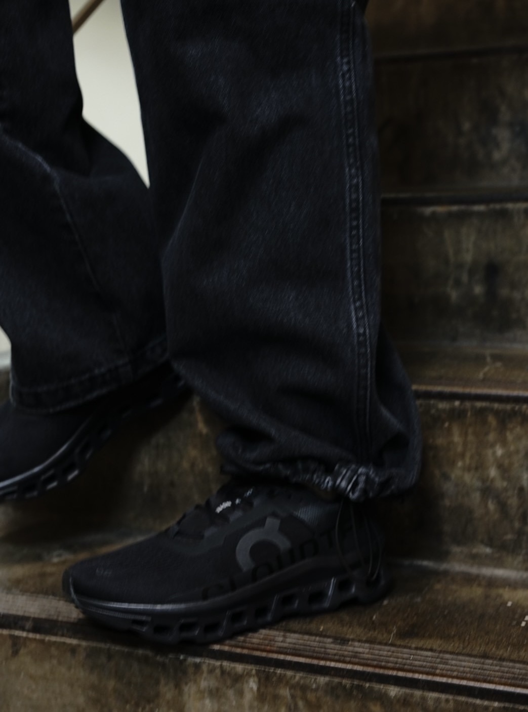 B omnivore/ビーオムニボー/BLACK DENIM BELT LOOSE PANTS ブラックデニムベルトルーズパンツ BLACK S