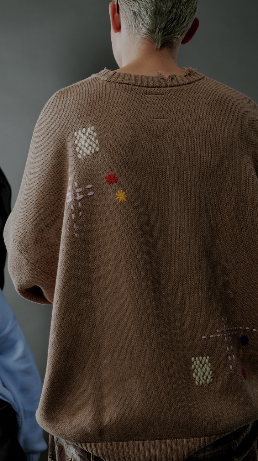 B omnivore/ビーオムニボー/HAND STITCH CREWNECK KNIT ハンドステッチクルーネックニット ベージュ M