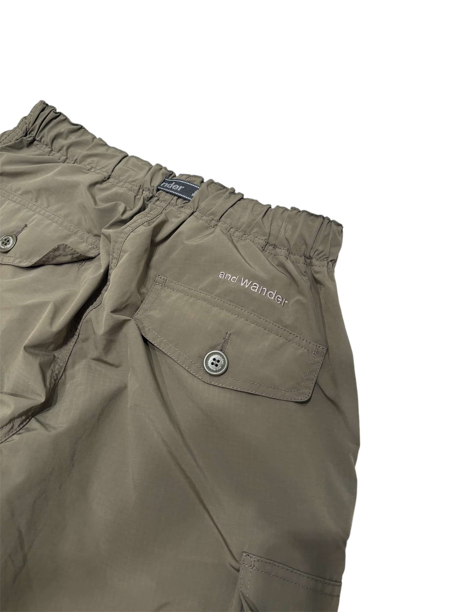 and wander/アンドワンダー/Oversized Cargo Pants オーバーサイズカーゴパンツ KHAKI M