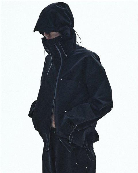PASTOR NOVA/パストルノヴァ/DIAGONAL TECH HOODED JACKET(1 BLACK