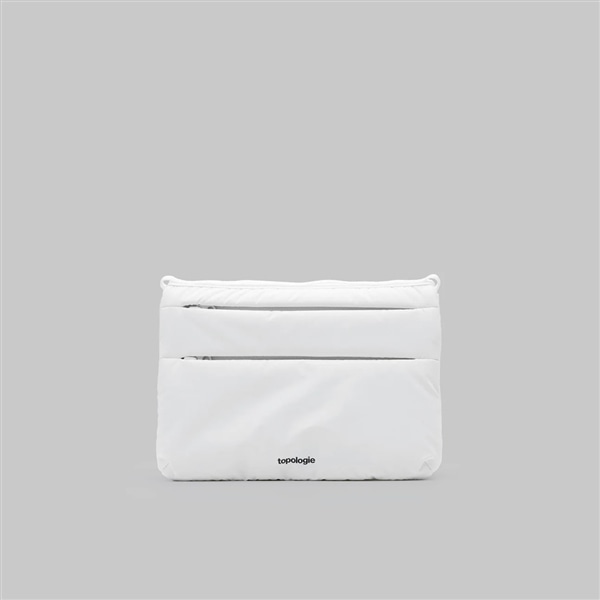 Topologie/トポロジー　Flat Sacoche Medium フラット サコッシュ ミディアム【バッグ単体】 marshmallow(Puffer) FREE