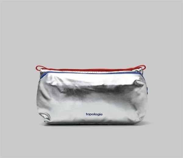Topologie/トポロジー Bottle Sacoche ボトルサコッシュ【バッグ単体】 Satellite/Metallic FREE