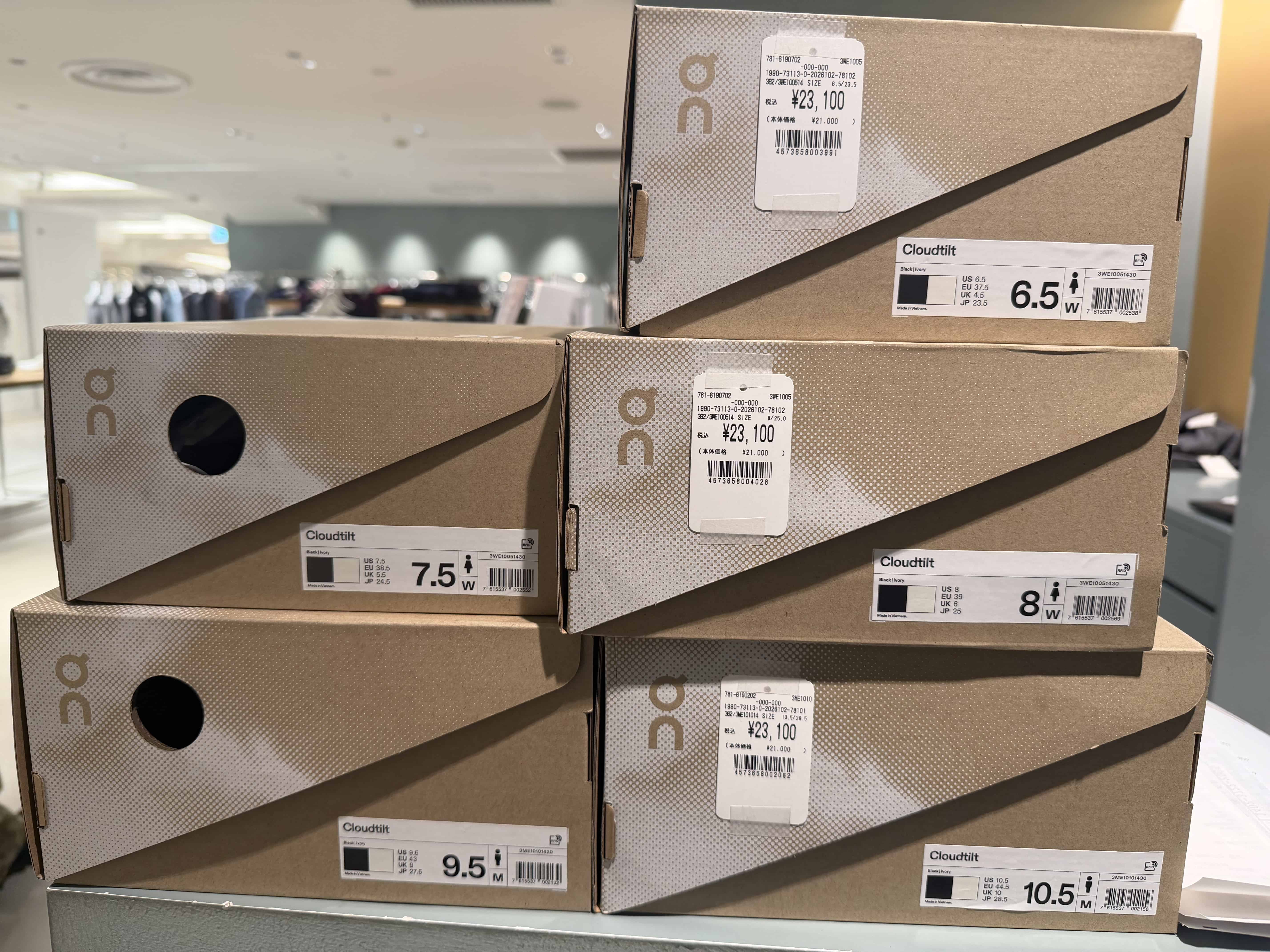 On/Cloudtilt Black|Ivory 5足(w6.5/7.5/8/m9.5/10.5) Black|Ivory w6.5/7.5/8/m9.5/10.5