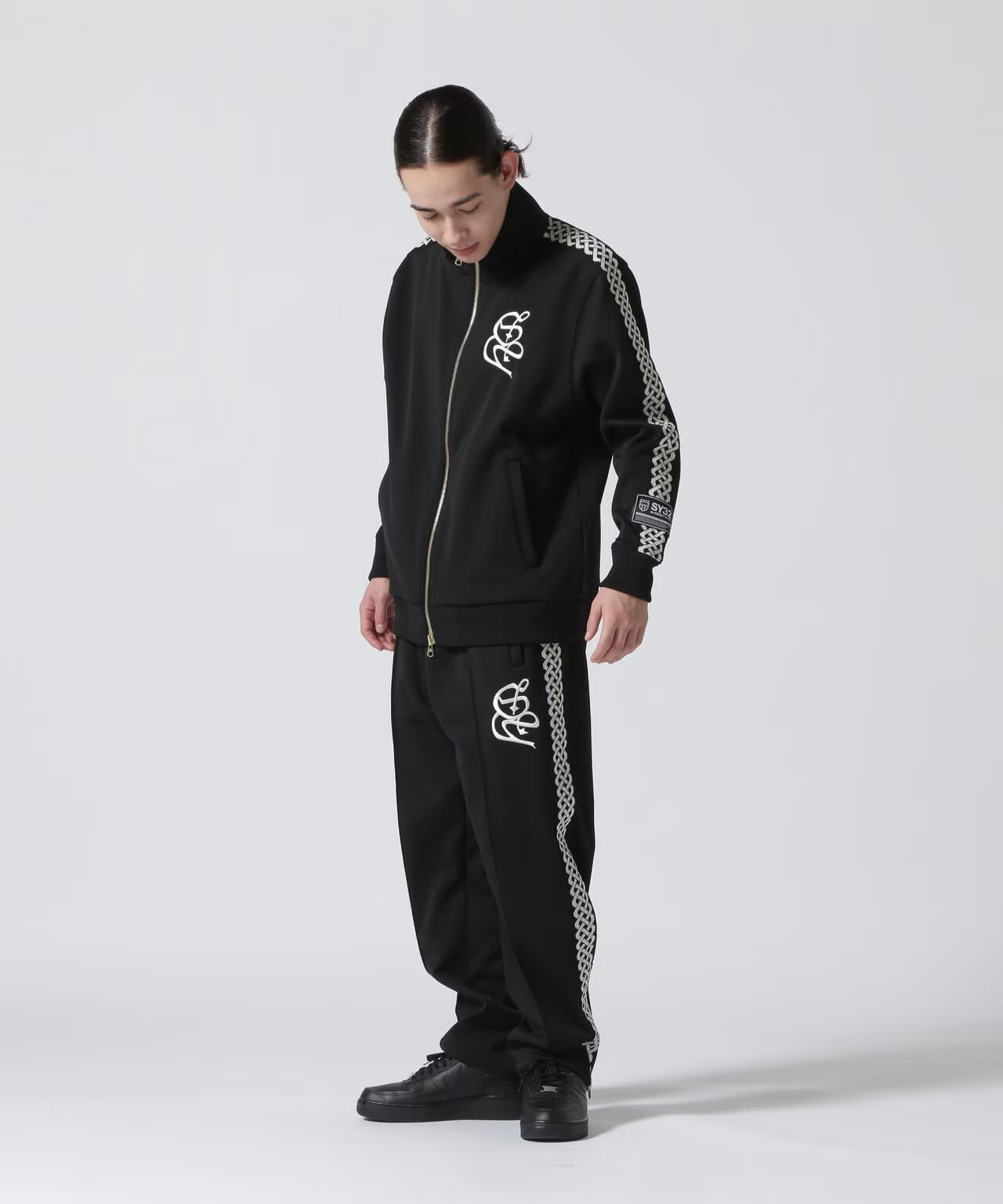 SY32 by SWEETYEARS/collection “R” WIDE TRACK PANTS(M Black ...