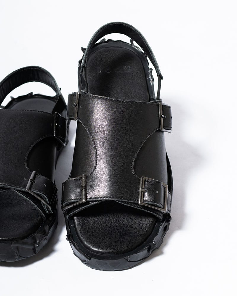 KOOI  X MONK LEATHER SANDAL -BLACK- BLACK 41