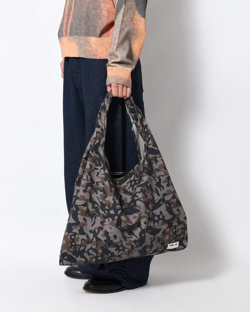 Perks And Mini  ABC (ALIEN BUTTERFLY CAMO) TOTE BAG -ABC- ABC ONE SIZE