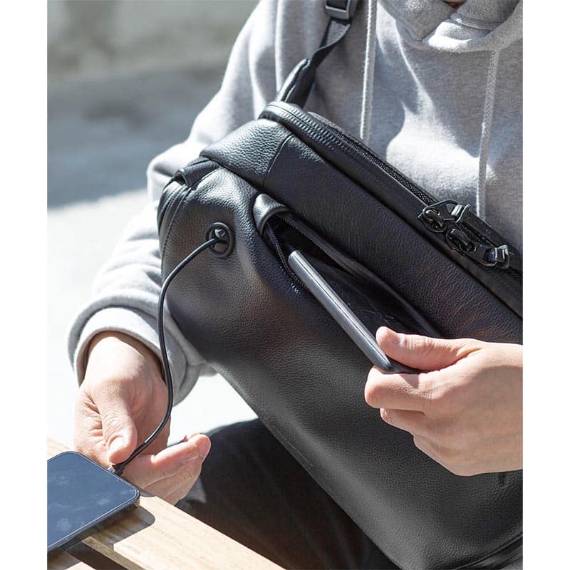 BROSKI AND SUPPLY  ADJUST-SLING MULTI BAG BLACK ONE SIZE