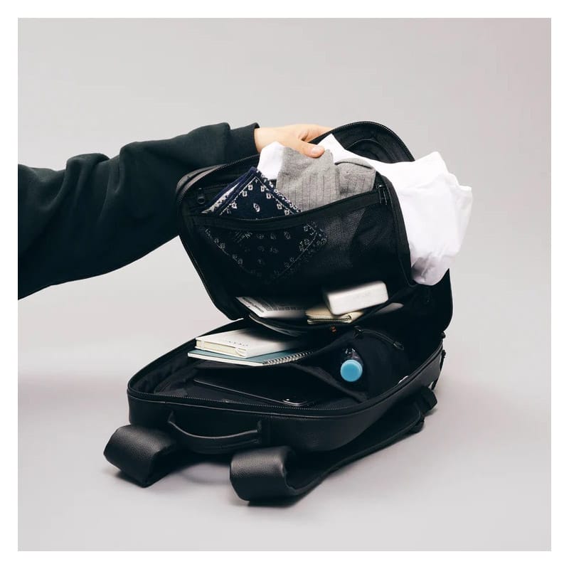 BROSKI AND SUPPLY  CHAIN BLACK ONE SIZE