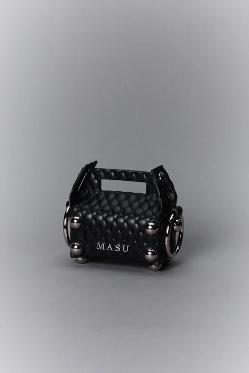 MASU (エムエーエスユー) /LEATHER CAKE BAG PETIT / M25F9OJ007 / FREE / BLACK