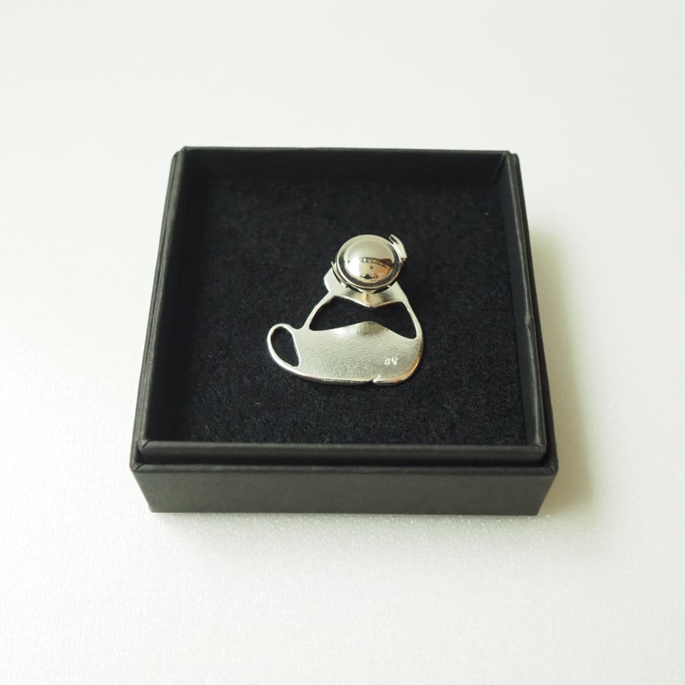 Ryutoan　パンダの背中ピンブローチ