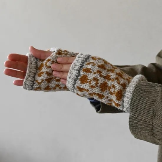 sisam ミチカケ リストウォーマー ホワイト