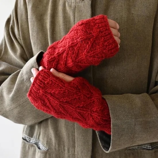 sisam コモレビ アームウォーマー レッド