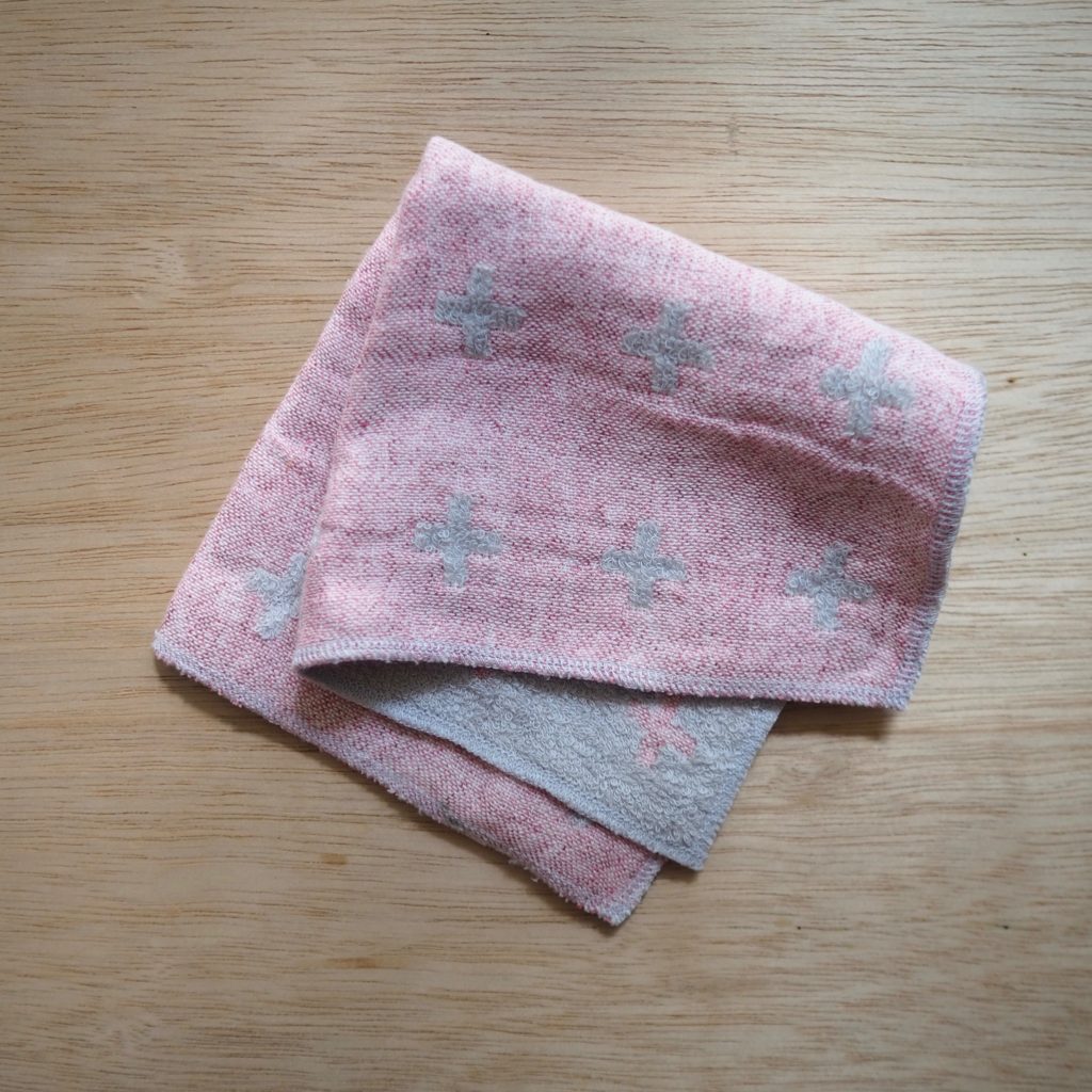 リネンプラス　タオルハンカチ レッド