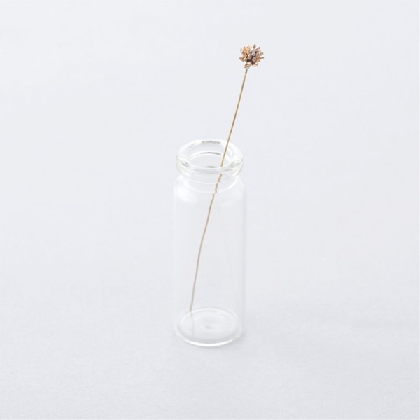 モチーフ 約0.6cm、長さ約11cm