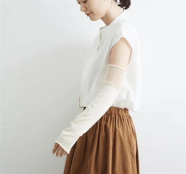 French Bull レースアームカバー（キナリ）