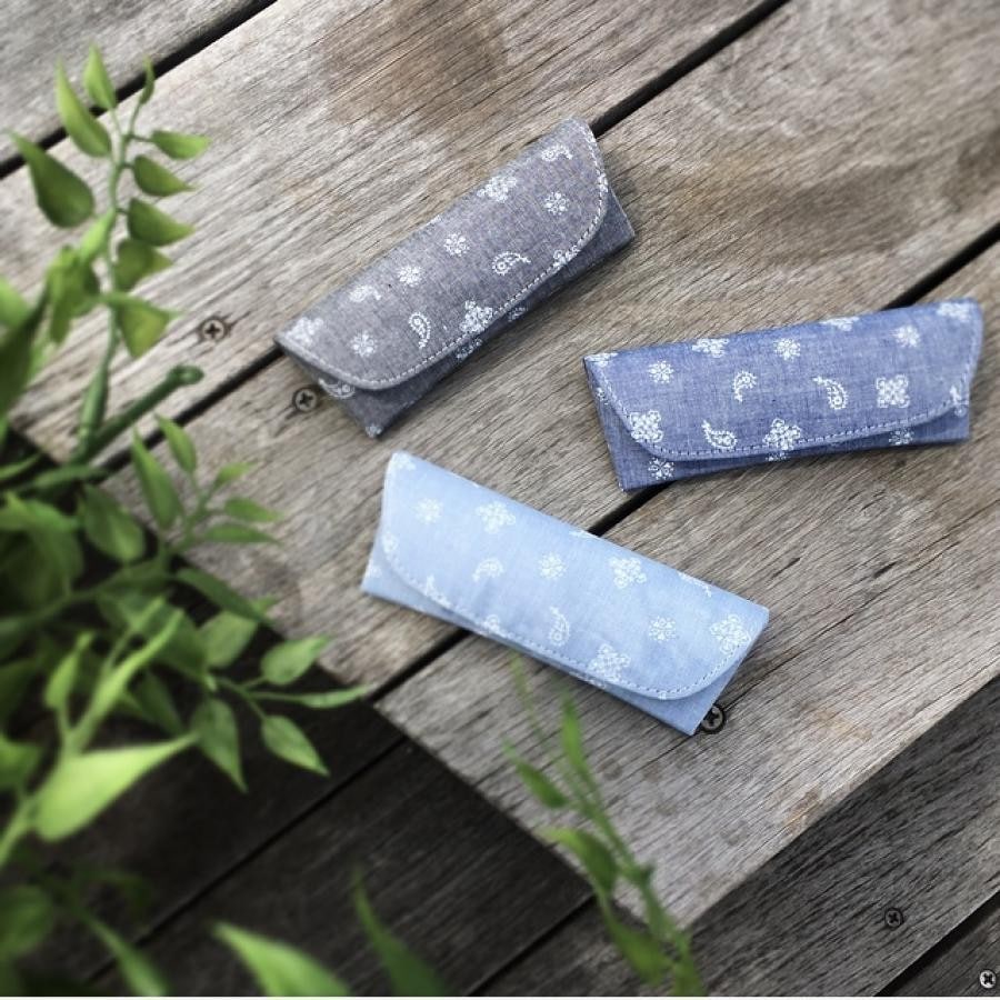 ペイズリー柄のメガネケース | Iwaki別注 M-DUNGARE LIGHT BLUE ONE SIZE