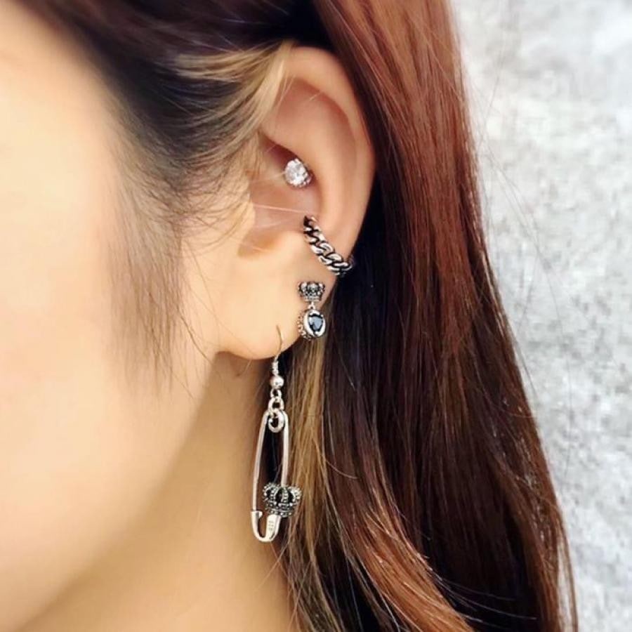 DEBUTANT ピアス SHINY/BLACK