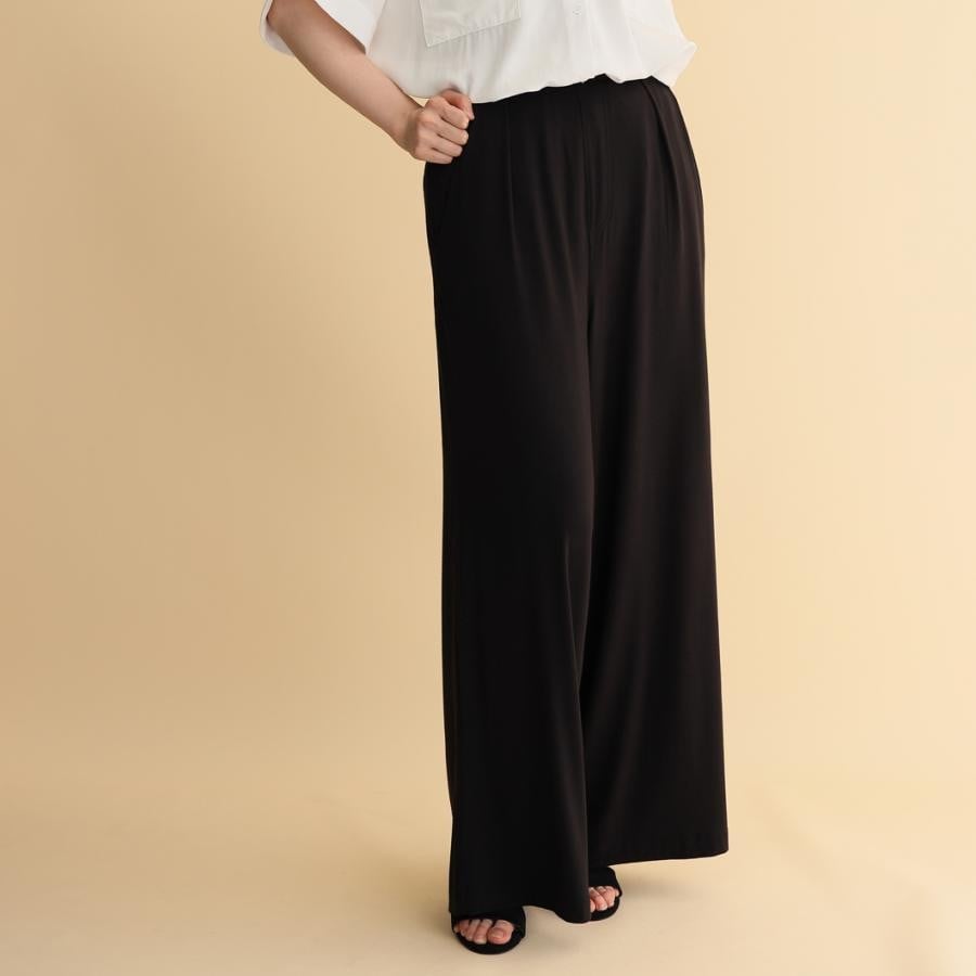 うるすべシリーズのワイドパンツ 黒 F