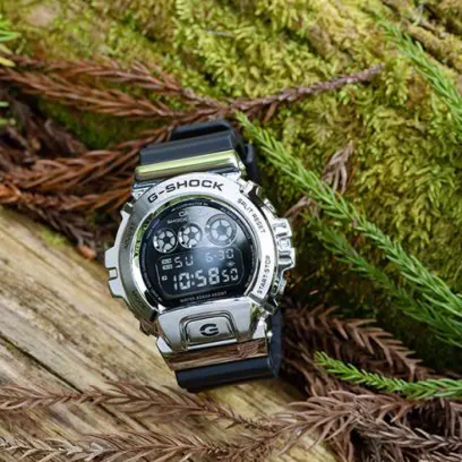 カシオ CASIO G-SHOCK GSHOCK ジーショック GM-6900-1JF メタルベゼル 耐衝撃構造（ショックレジスト） 腕時計 国内正規品 【送料無料 北海道/沖縄/離島を除く】 1AJF FREE