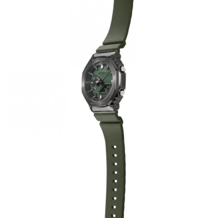 G-SHOCK ジーショック GM-2100B-3AJF 耐衝撃構造（ショックレジスト