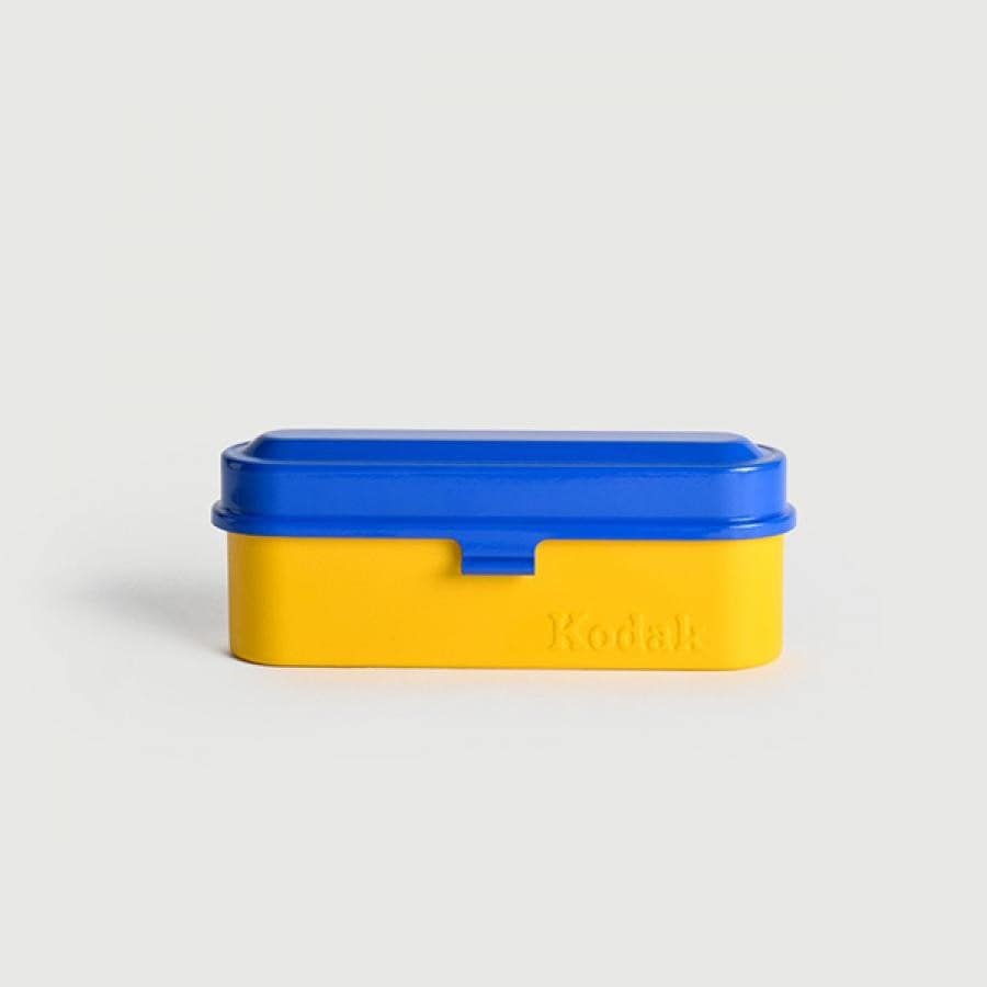 【 ★SALE★★12時までのご注文日出荷★】KODAK フィルムケース - 35mmフィルム5ロール用 - コンパクト  レトロスチールケース　　シルバー シルバー
