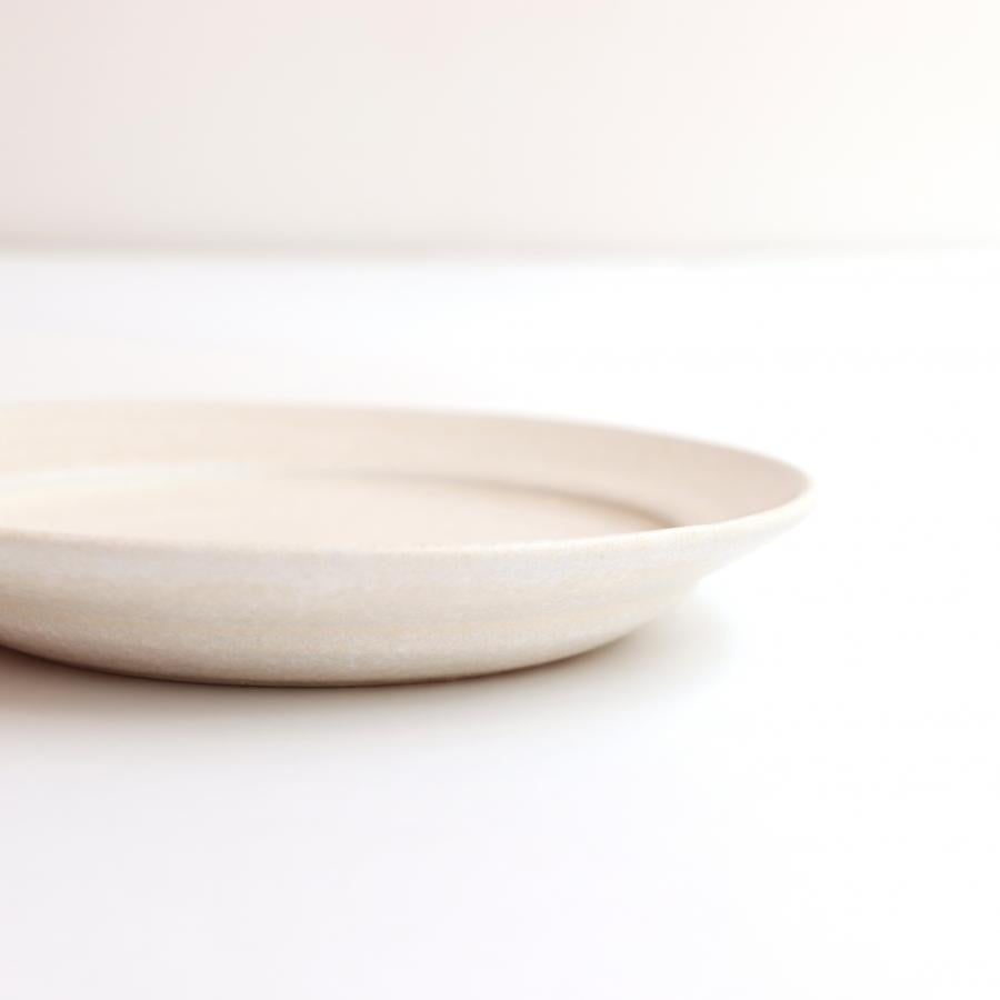 信楽丸皿18cm / Homeland 緋色
