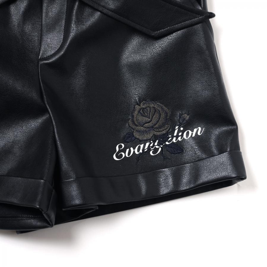 EVA-01 Flower Embroidery Vegan Leather Bermuda Shorts (BLACK) BLACK S