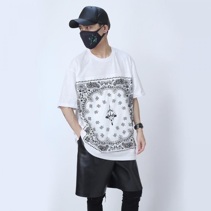 EVA-01 PAISLEYS BANDANNA T-Shirt (WHITE×WHITE)